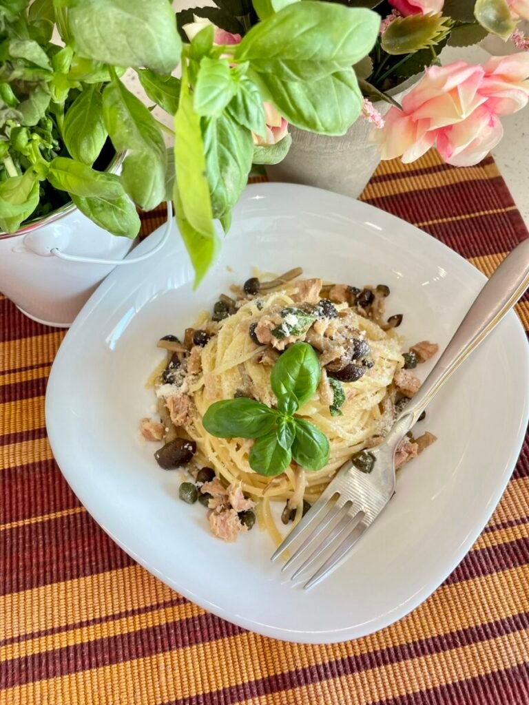 Capellini cu Ton și Shimeji Brune – Paste Delicioase 1