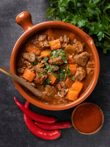 Papricaș cu găluște – Rețetă tradițională ca la bunica 3